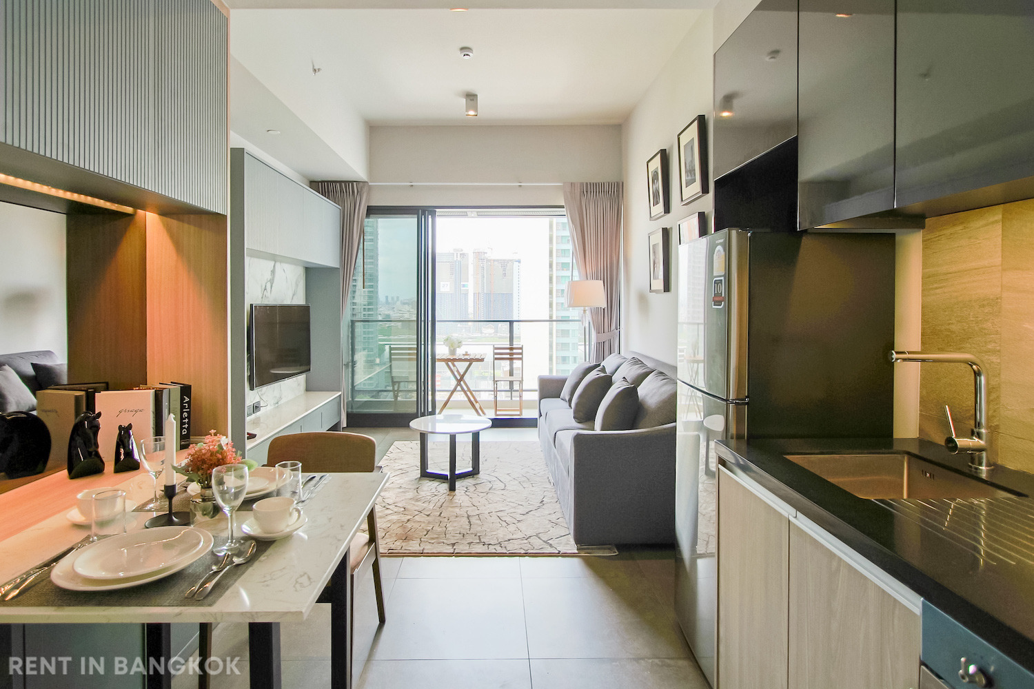 Luxurious One Bedroom Condo for Rent in Asoke - Rent in Bangkok